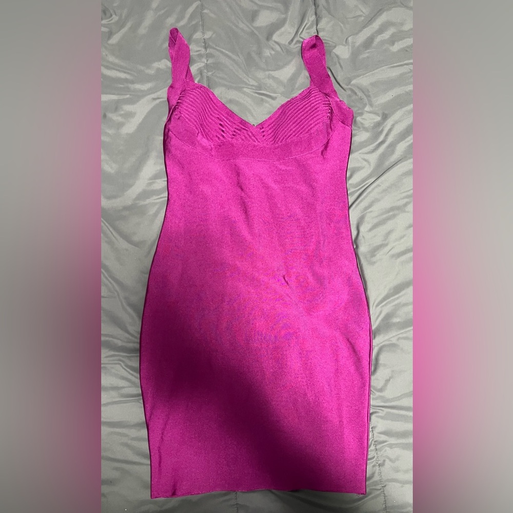 Pink bandage midi dress